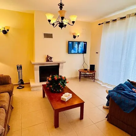 Casa Martins By Pontanegraazores Semesterbostad Biscoitos (Terceira)