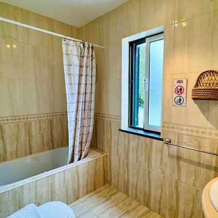 Casa Martins By Pontanegraazores *