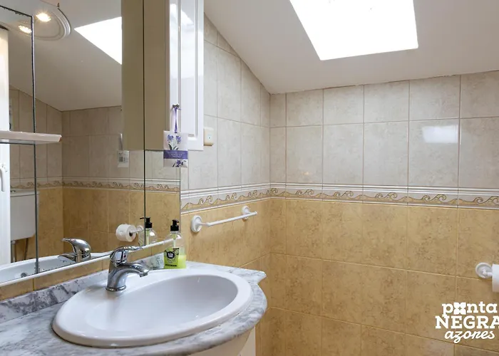 Casa Martins By Pontanegraazores * Biscoitos (Terceira)